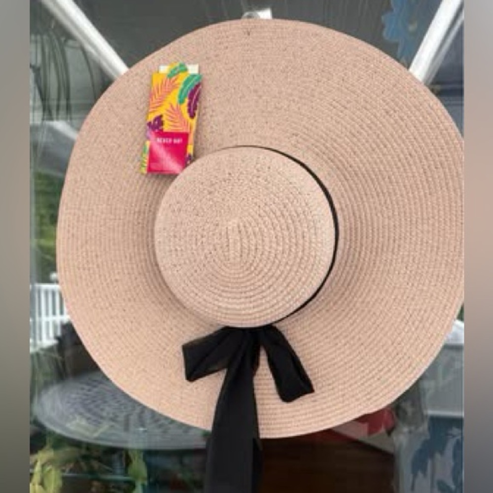 Wide-Brimmed floppy Hat with Black Ribbon